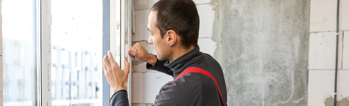 Emergency Cracked Windows Repair Services in Venice, FL